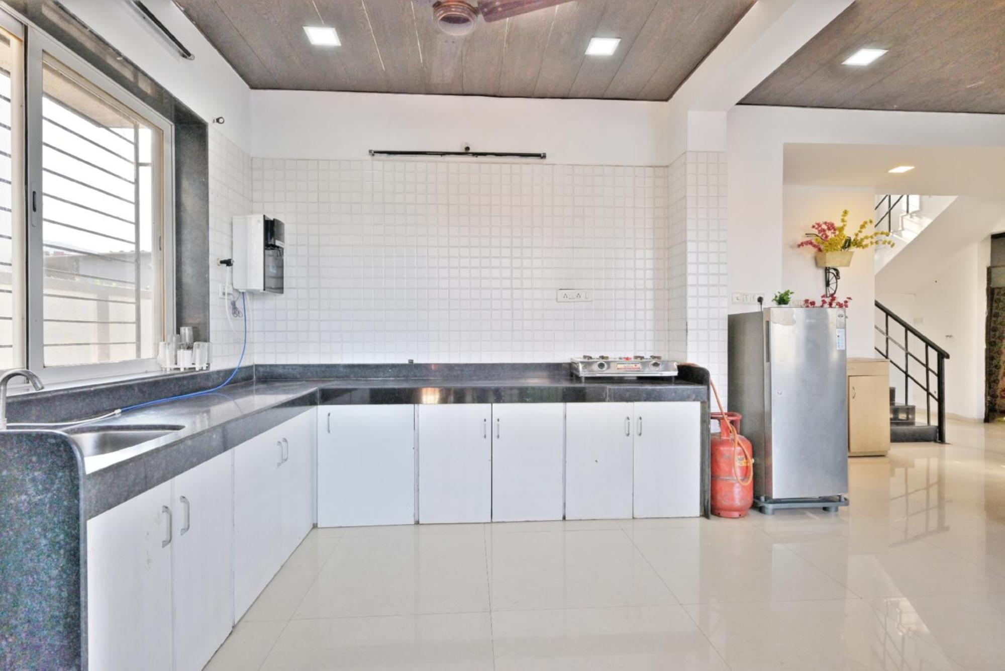 Ll Empyrean Stay Ll 4Bhk Ll Ac Ll Pool Ll Mystical Stone Villa Ll Lonavala Εξωτερικό φωτογραφία